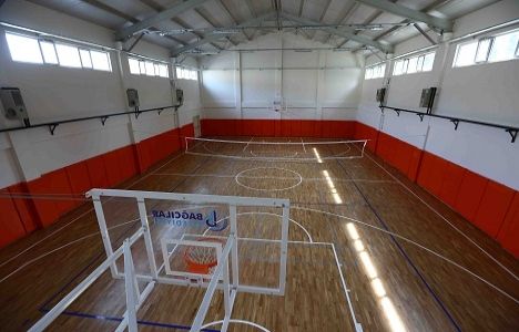 Bağcılar’daki okullara yeni spor salonları inşa ediliyor!