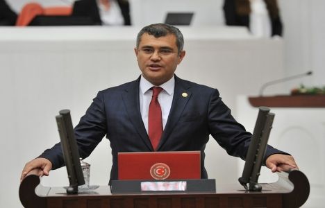 Akın Üstündağ’dan Büyükşehir Belediyesi Kanunu için 5 teklif!