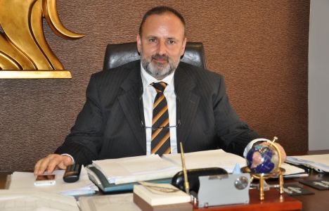 Hakan Vural, Çanakkale Müteahhitler Birliği’nin yeni başkanı oldu!