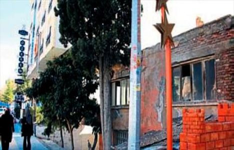 Burdur Namık Kemal Caddesi’ndeki eski bina yıkılacak mı?
