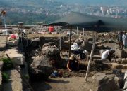 Karadeniz’in ‘Efes’inde 25 Mezar Bulundu, Kilise Açıldı