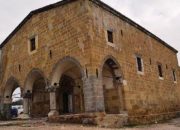 Ermeni Kilisesi Kütüphane Oluyor