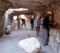 Diyarbakır’da 1500 Yıllık Yeraltı Sığınağı