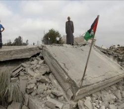 Evleri yıkılan Filistinlilerden İsrail’e tepki!