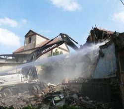 Trabzon Çömlekçi ikinci etapta ilk yıkım yapıldı!
