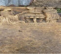 Yağmur Tarihi Mezar Taşlarını Ortaya Çıkardı