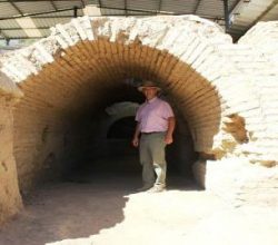 Bin 900 Yıllık Tuğla Tonoz Yapısı Bulundu